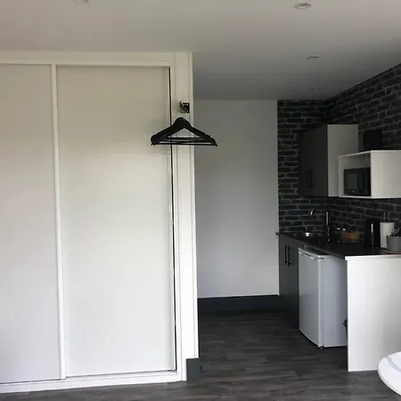 Le Rocher 3* Валонь