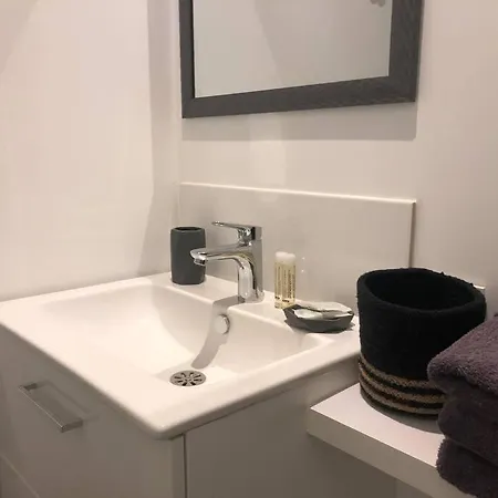 Le Rocher Aparthotel Valognes