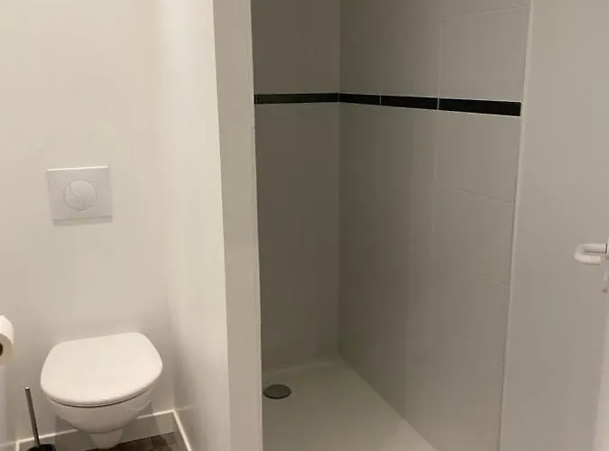 Le Rocher Aparthotel Valognes